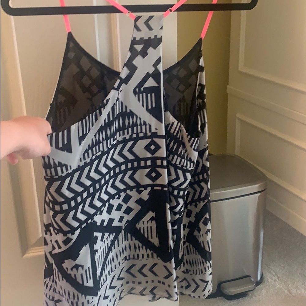 Patterned Tank - image 2